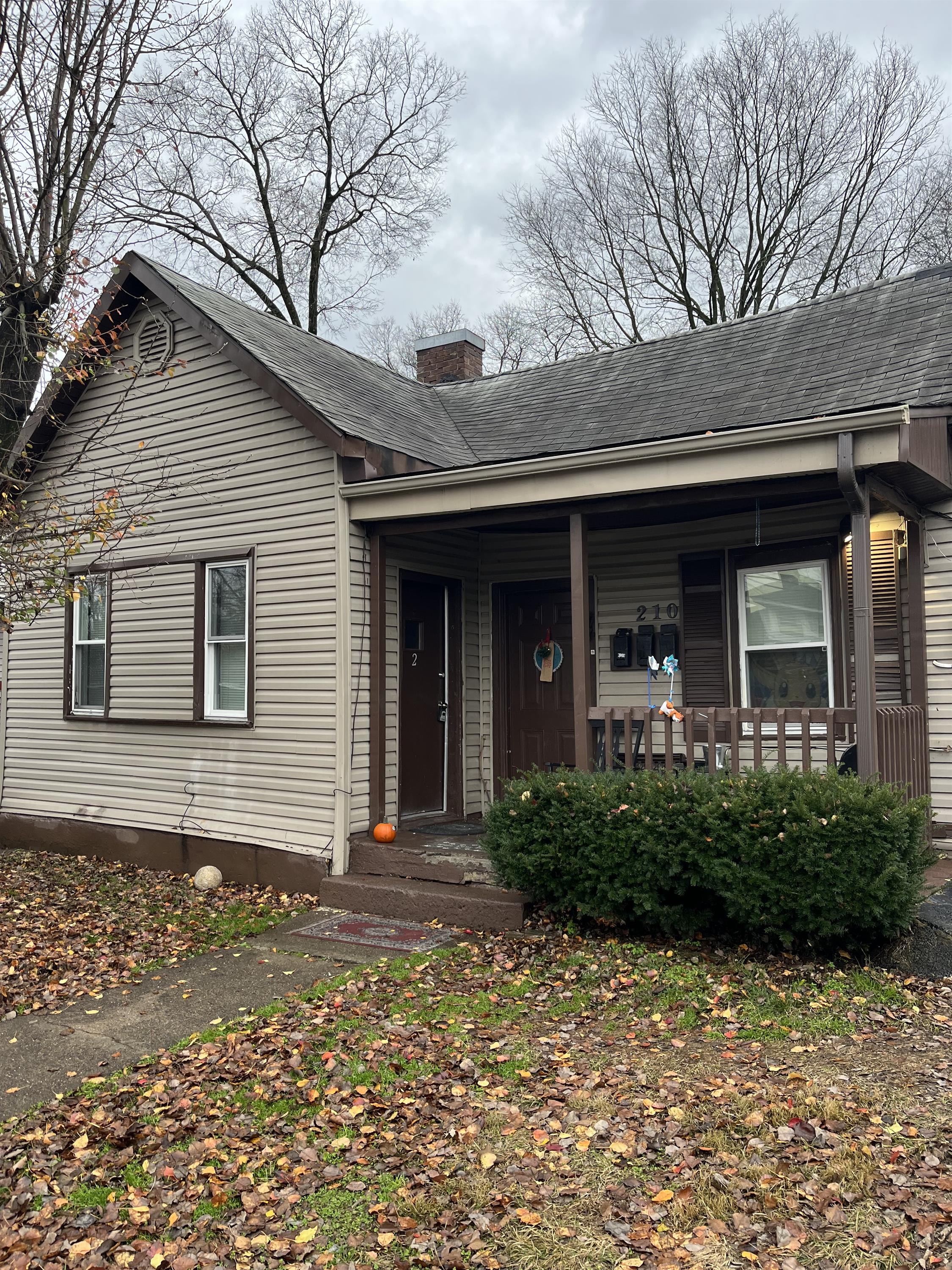 210 East Sixth Street - 2